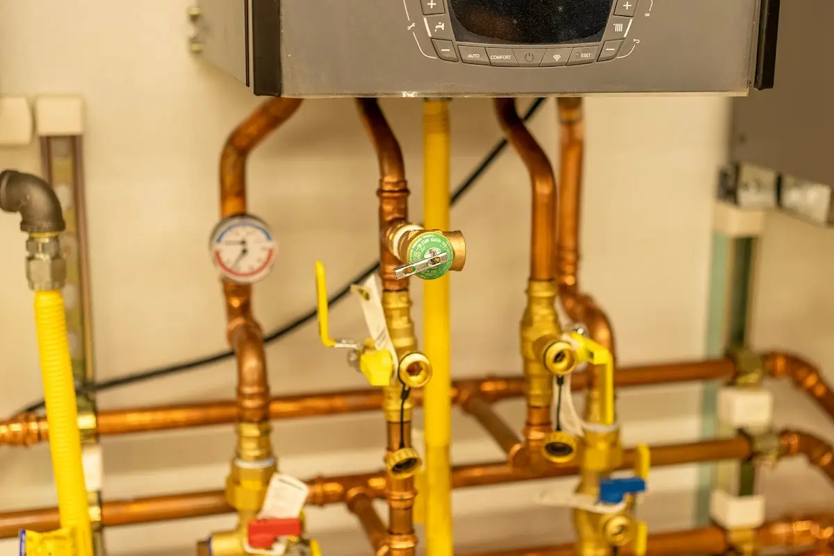 Licensed technician providing Pipe Repair for a homeowner in San Carlos Park